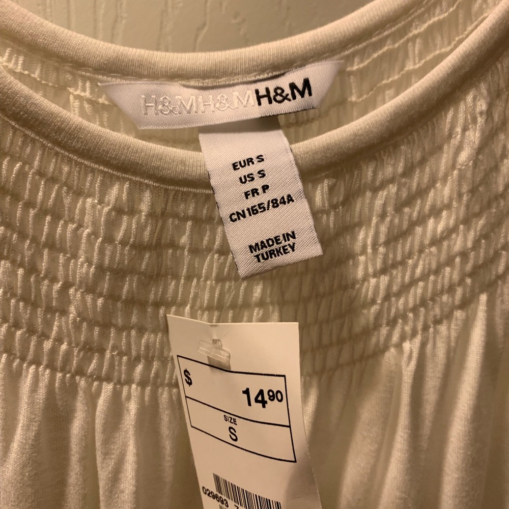 H&M’s top NWT - Picture 4 of 4